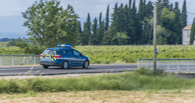 Taxi : un client tente de l’étrangler à Créteil